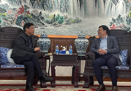 yth游艇会王平卫董事长拜会周鼎大使